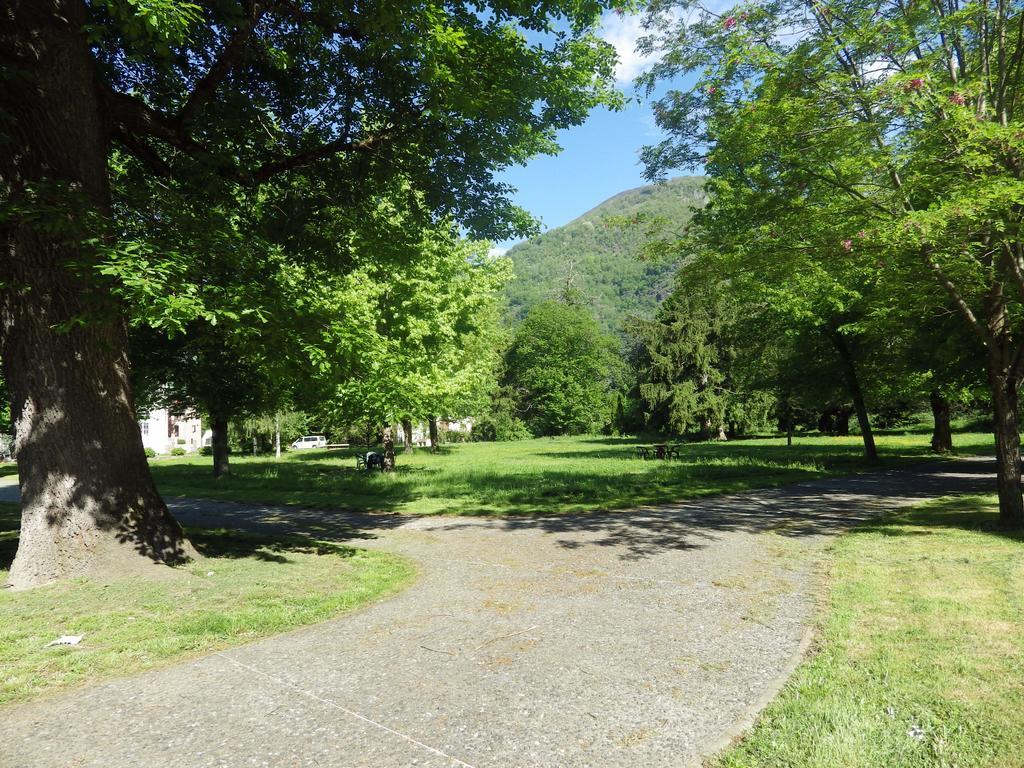 Appartement Ramel Luchon Bagneres-de-Luchon ภายนอก รูปภาพ